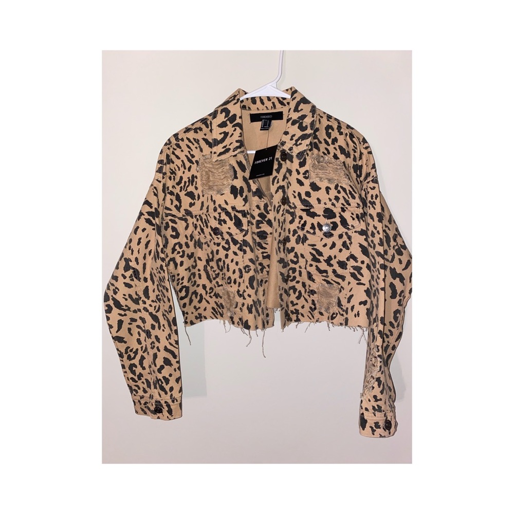Cropped Cheetah Printed Denim Jacket 🐾💛
